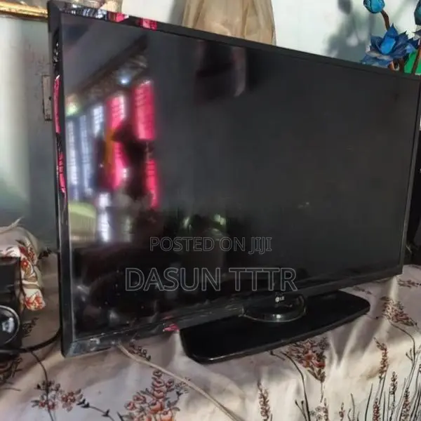 LG 32 Inch TV