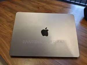 Apple MacBook Air M2