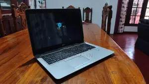 HP EliteBook 850 G3 CPU: i7-6th Gen RAM: 8GB DDR4