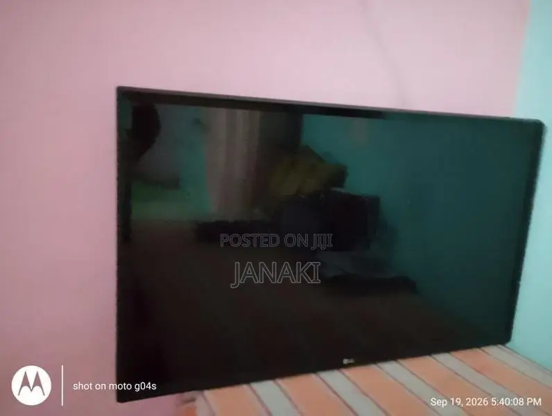 Abans 32" TV