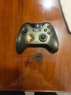 Microsoft Xbox Controller With 2 Game Cds
