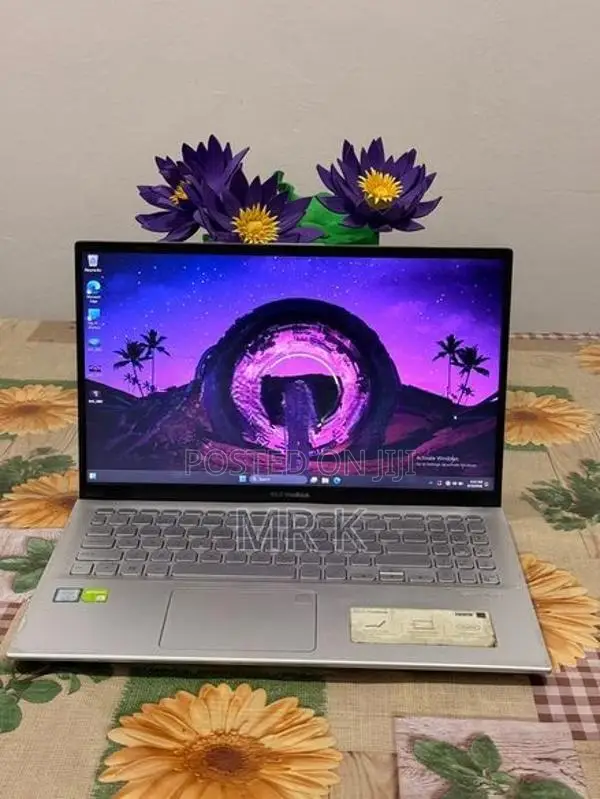 ASUS Vivo Book 15