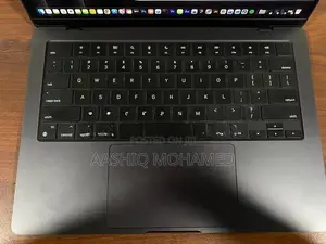 Macbook Pro M4 Chip 14 inch 24GB / 1TB