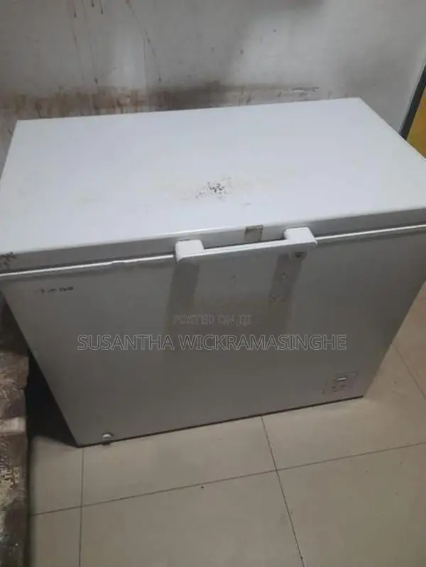 Chest Freezer - 240 Liter