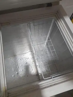 Chest Freezer - 240 Liter