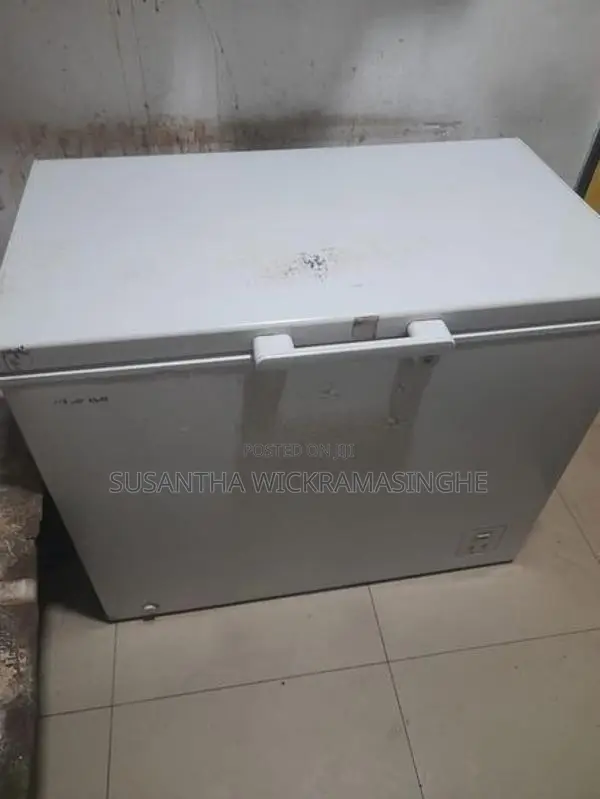 Chest Freezer - 240 Liter