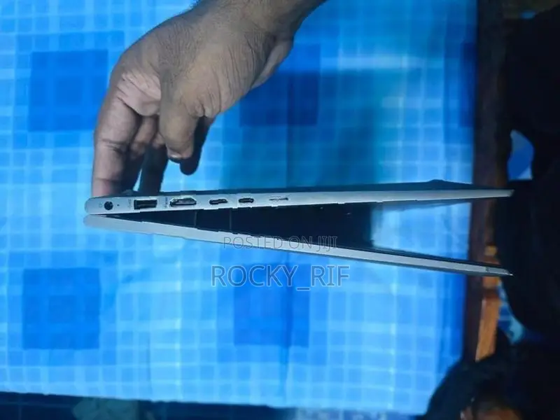 HP ZBook Firefly 15 G8 Mobile Workstation