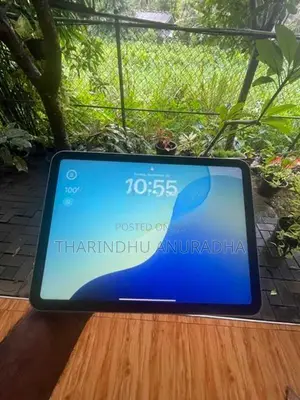 iPad 10th Gen 64 GB