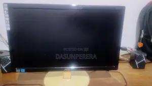 Aoc Monitor 19inch Display යටින් පොඩි ඉරි3ක් යනවා එච්චරයි