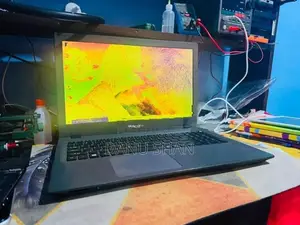 Acer Aspire E5-574 i3-6th Gen