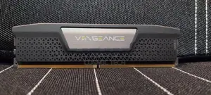 16 GB DDR5 RAM - Corsair Vengeance 5600MHz