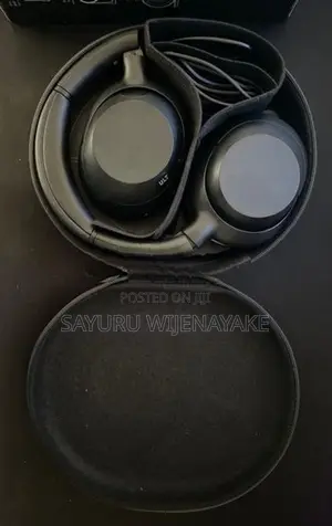 Sony Ult Wear / Noise Cancellation Headphone