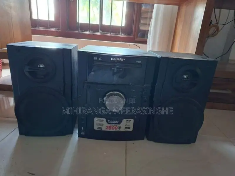 Sharp Speaker Set