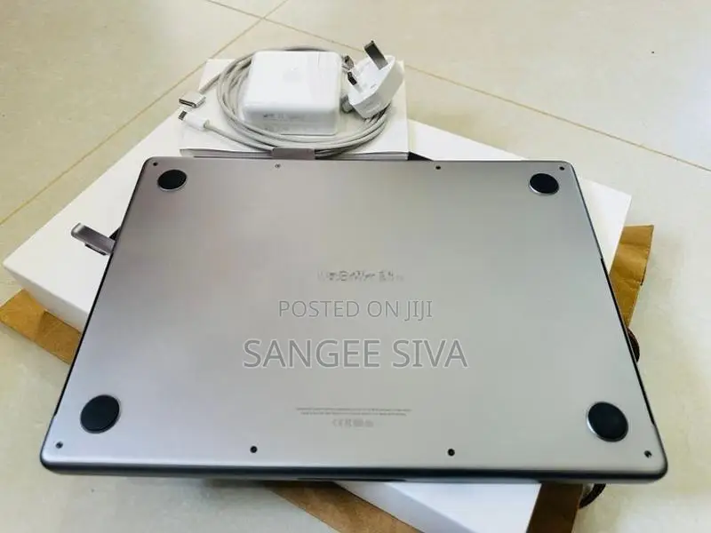 Apple MacBook Pro M1