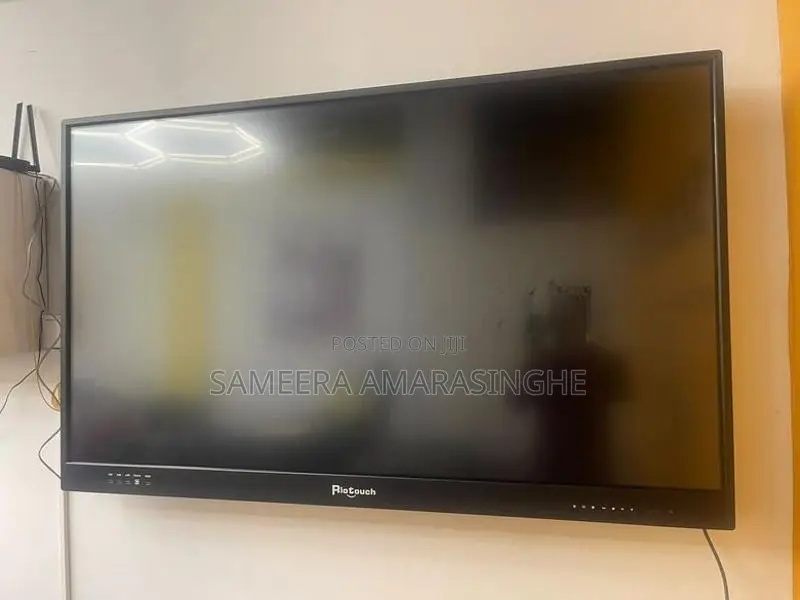 RIO 65” 4K Interactive Touch Smart Board - Core i5, 8GB RAM, 1TB