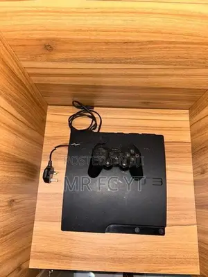Sony PS3 Slim + Controller 5 Games