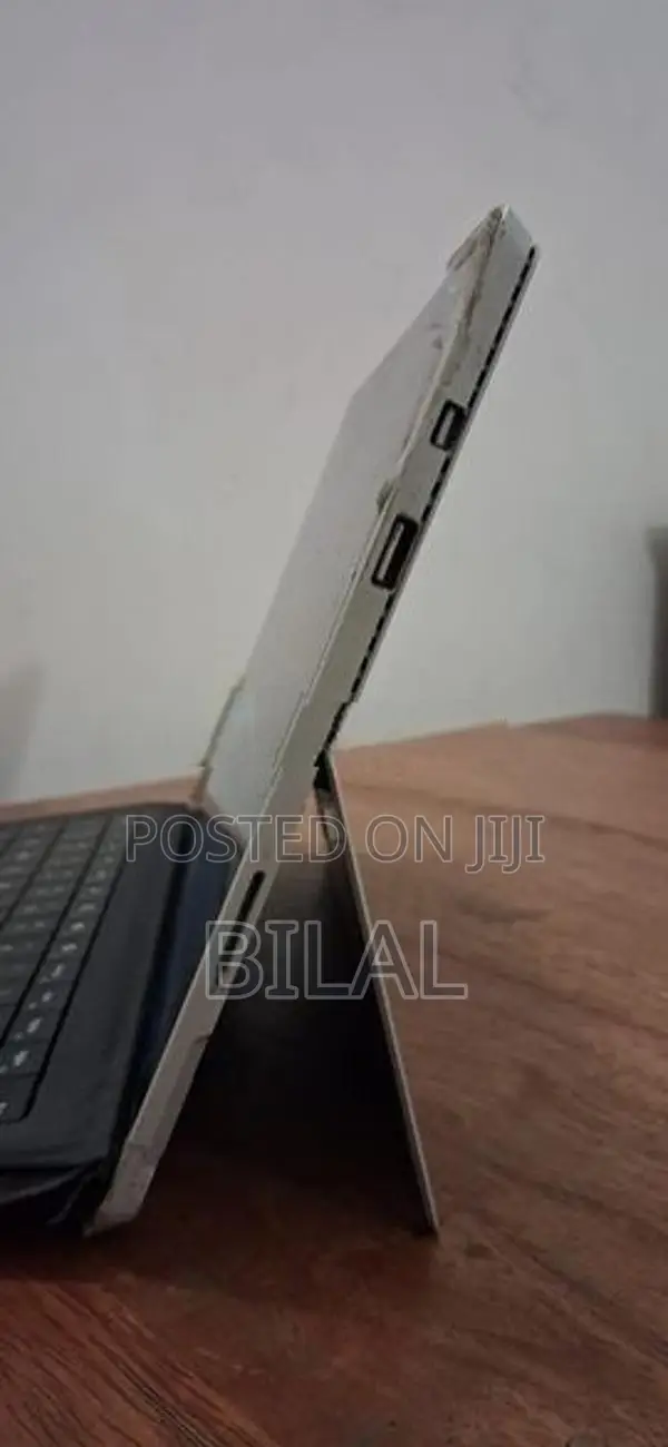 Microsoft Surface Pro 3 Core I7 256GB SSD 8GB RAM
