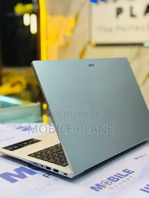 ACER ASPIRE AMD RYZEN 7 5700U 8GB RAM 512GB NVME RADEON GRAPHIC