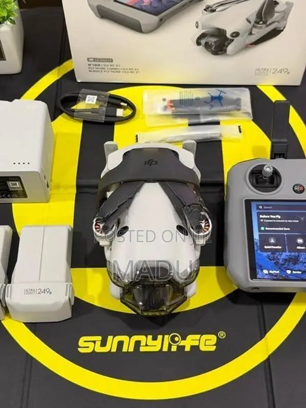 DJI Mini 4 Pro Combo Plus