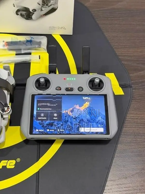 DJI Mini 4 Pro Combo Plus