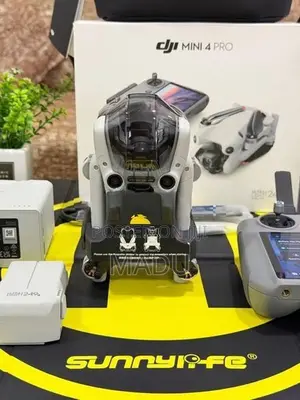DJI Mini 4 Pro Combo Plus