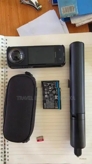 Insta 360 X4