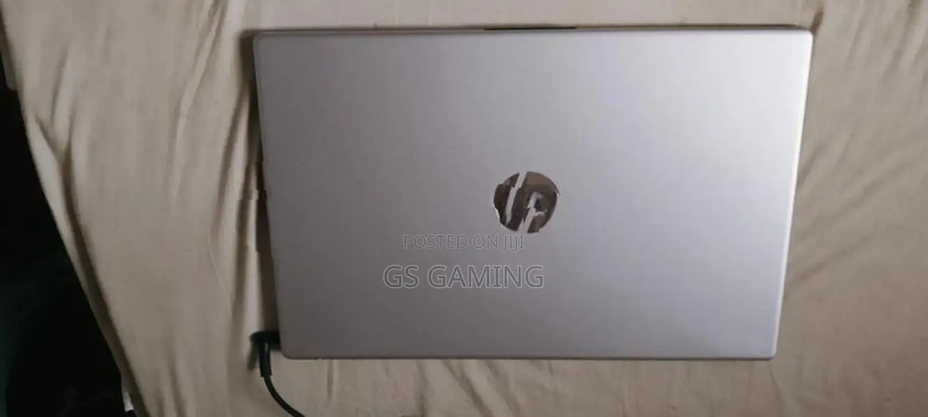 ​HP 15" Core i3 Laptop