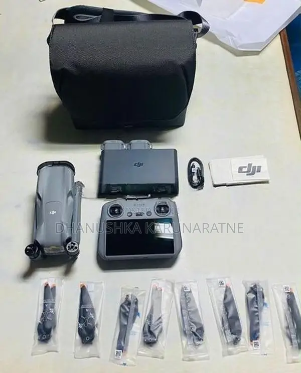 DJI Air 3 Fly More Combo With RC 2