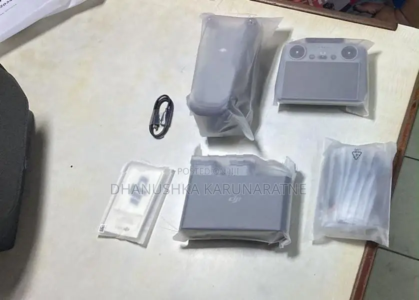 DJI Air 3 Fly More Combo With RC 2
