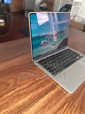 M/5 Air 13" Inch Complete Set Apple Till May 2027