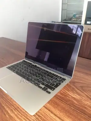M/5 Air 13" Inch Complete Set Apple Till May 2027