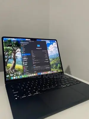 Apple MacBook Air M3 13 Inch 16GB/256 Full Set