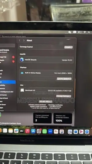 Apple MacBook Air M1 2020 – 8GB RAM / 256GB SSD