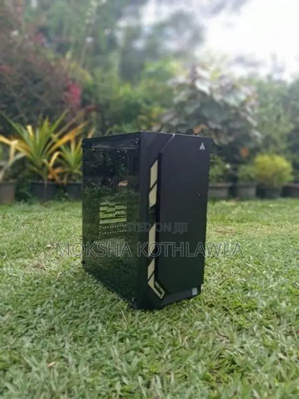 Gaming Casing With Fan