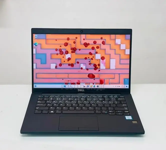 Dell i7 8th Gen Latitude 7390 FHD IPS UHD Graphics