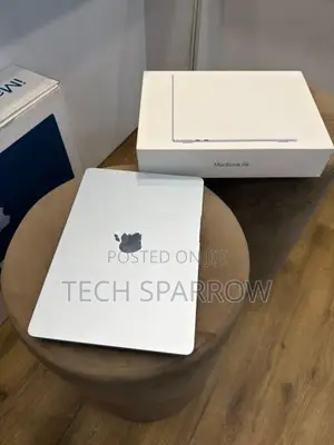 MacBook Air M4 16GB 256GB