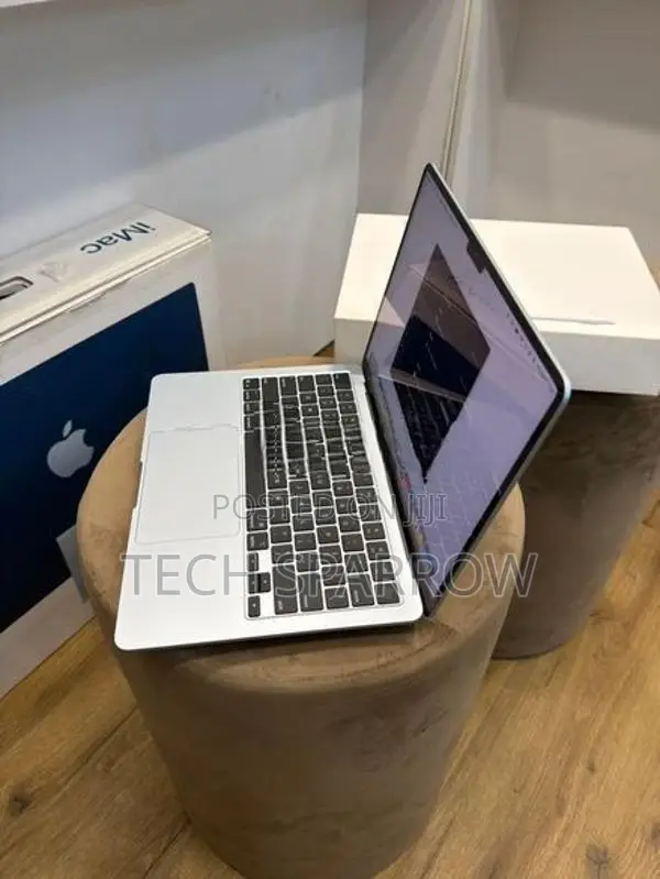 MacBook Air M4 16GB 256GB