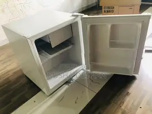 Geepas Mini Fridge