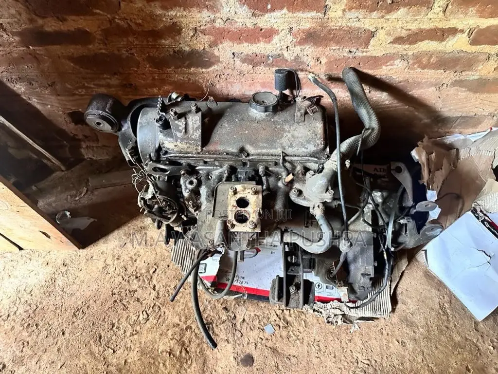 MithsubishiC12EngineOriyant for Car