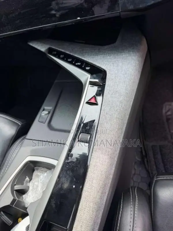 Peugeot 5008 2025 SUV (Used)
