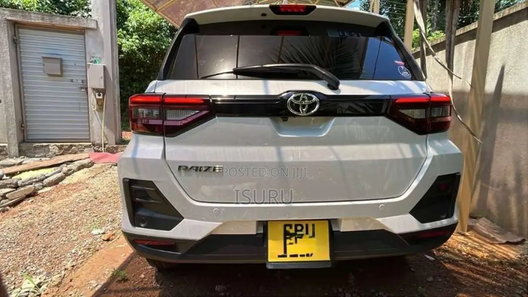 Toyota Raize Turbo 1000cc Japan Domestic JDM 2025 SUV (Used)