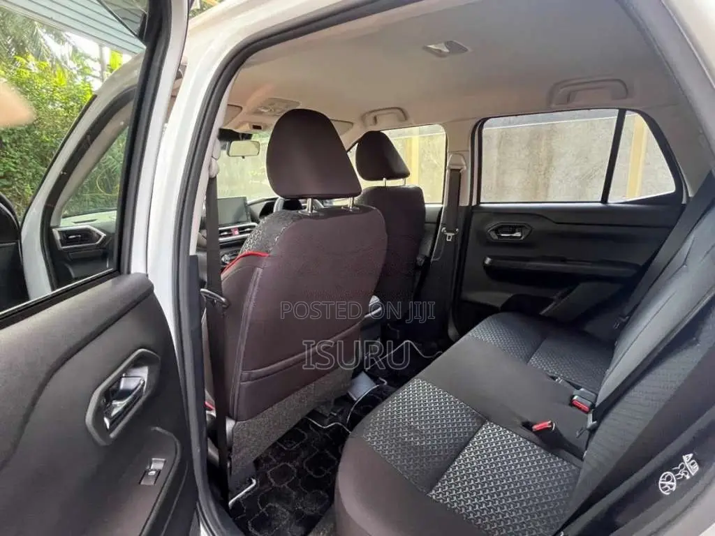 Toyota Raize Turbo 1000cc Japan Domestic JDM 2025 SUV (Used)