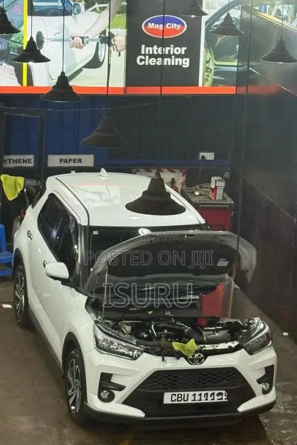 Toyota Raize Turbo 1000cc Japan Domestic JDM 2025 SUV (Used)