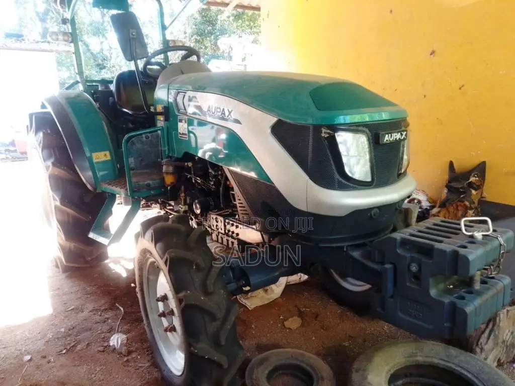 TAFE Aupax 2025 Tractor (Used)