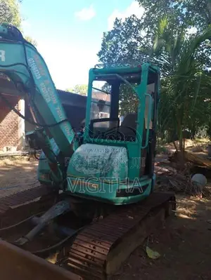Yanmar Excavator 2014 Heavy-Duty (Used)