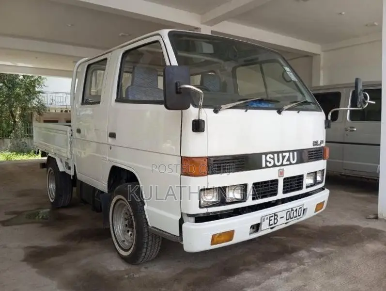 Isuzu ELF 1980 Crew Cab (Used)
