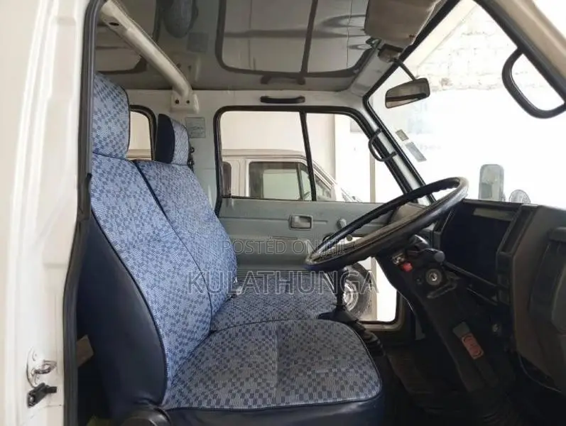 Isuzu ELF 1980 Crew Cab (Used)