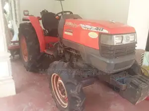 Kubota L4508SR 2025 Tractor (Used)