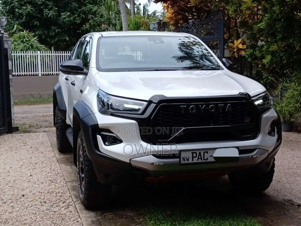 Toyota Hilux Revo Gr Sport 2025 Pickup (Used)