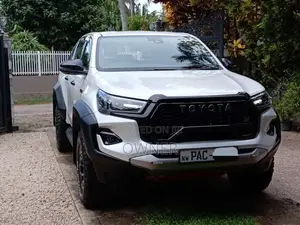 Toyota Hilux Revo Gr Sport 2025 Pickup (Used)